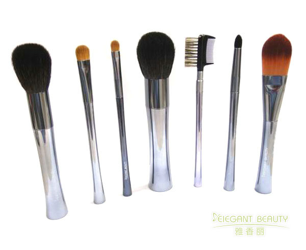 环保新风尚：这款草莓视频APP官网套装引领绿色美妆潮流