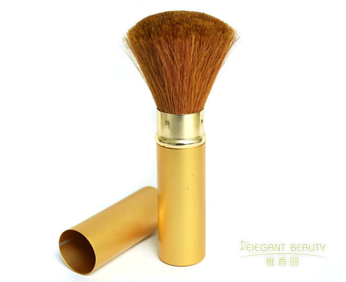 草莓视频APP官网定制中的材质革命：从功能到艺术的跨界组合